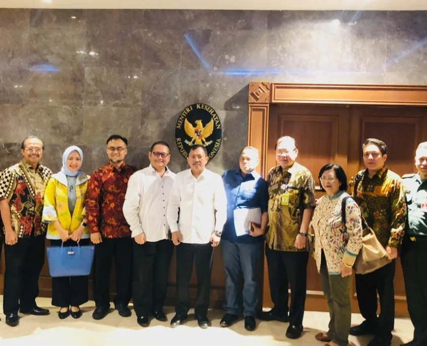 Meeting with the Minister of Health in 2019: Lieutenant General (Ret.) Dr. dr. Terawan Agus Putranto, Sp.Rad(K).